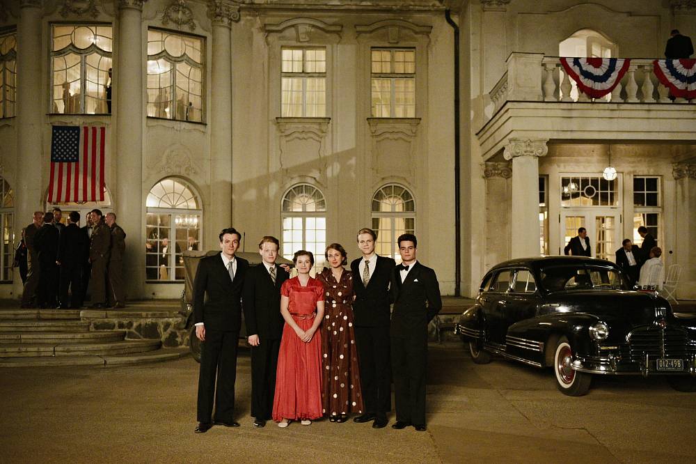 Zapomenutý film o lásce a basketbalu: Příběh, který se odehrává ve stínu velkých dějin