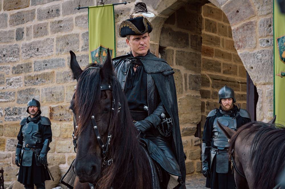 Vyhlašujeme nejkrásnější českou pohádku: Moderní příběh nekompromisně smázl konkurenci, Popelka skončila v propadlišti dějin