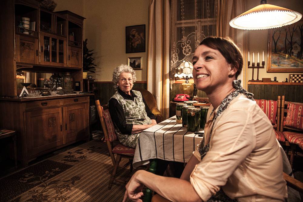 Teorie tygra ukazuje manželství bez příkras. Některé scény jsou až nepříjemně pravdivé