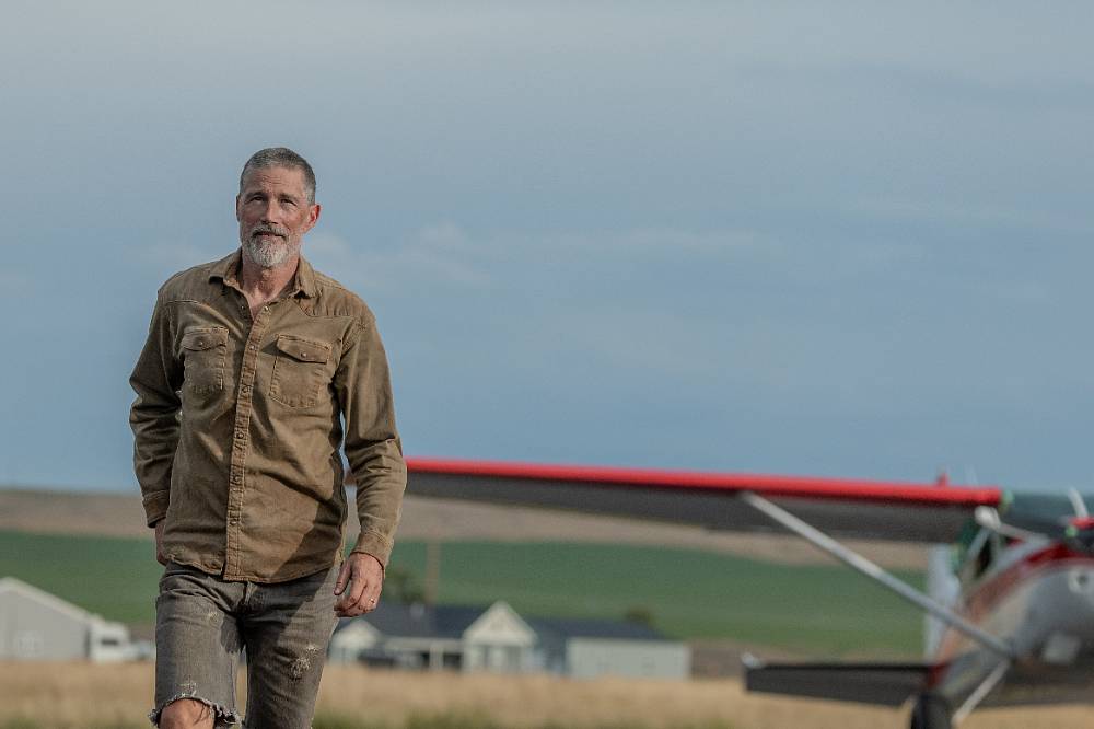 Potěchu pro oči a lavinu emocí přinese nový seriál, který patří do rodiny seriálů, jako je Yellowstone, 1883 a 1923