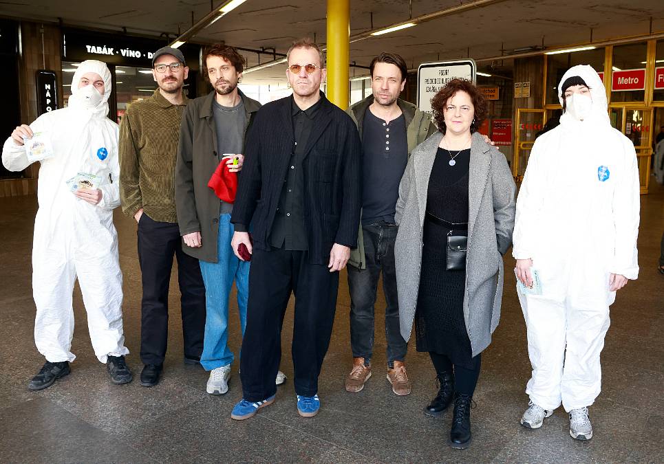 Eržika z Balady pro banditu hraje v novém filmu Poberta a pořádá pěvecké workshopy