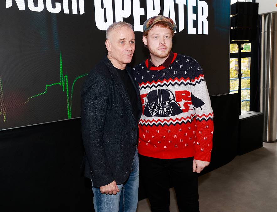 Dva čeští herci se zrzavými vlasy. Jak Jiří Roskot a Anna Kameníková dostali k herectví?