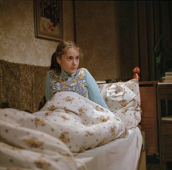 Janžurová mezi dvěma ohni. Starý televizní příběh o lásce a žárlivosti je nečekaně aktuální i dnes