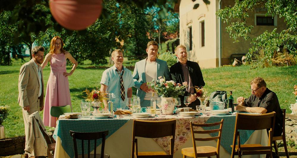 Rodinný chaos je zpět! Nová česká komedie slibuje smršť trapasů