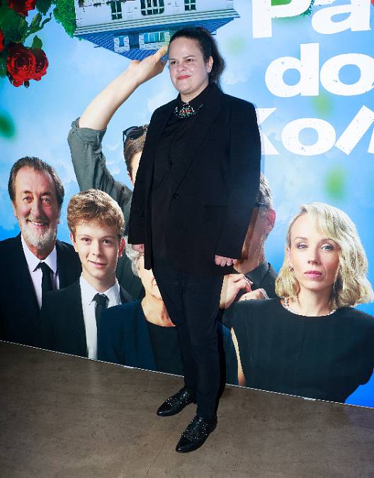 Tereza Volánková září v novém seriálu Pád domu Kollerů