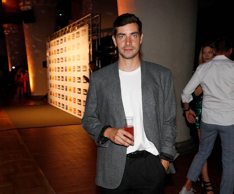 Herec Ivan Lupták je gay. S partnerem žije kousek od hradu Houska a děti neplánují