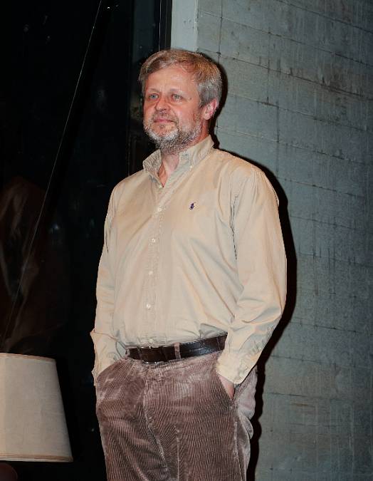 Otec i tři bratři Vasila Fridricha jsou zubaři, on si ale zvolil jinou životní cestu