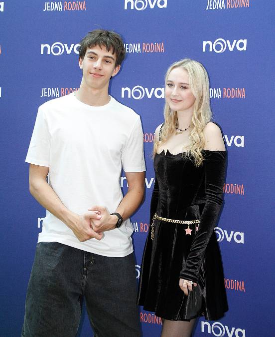 Mladý herec Sebastian Pöthe se na DAMU nechystá. Láká ho ekonomka