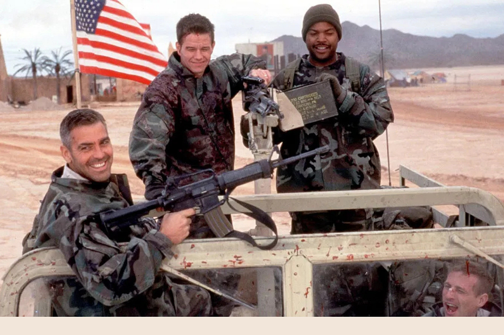 Tři králové: Válka, zlato a ironie. Tento film rozbil pravidla válečného žánru