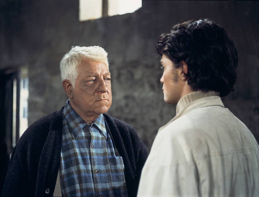 Heroin: Film, ze kterého mrazí ještě dnes a kde se Jean Gabin předvedl v životní formě a nadhodil téma spravedlnosti a msty