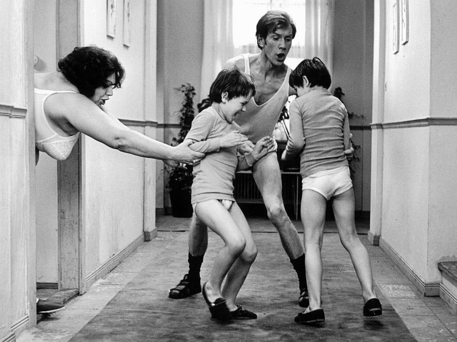 Neuvěříte, co se dělo při natáčení filmu Homolka a Tobolka! Růžičková vyhrála sázku a teklo šampaňské