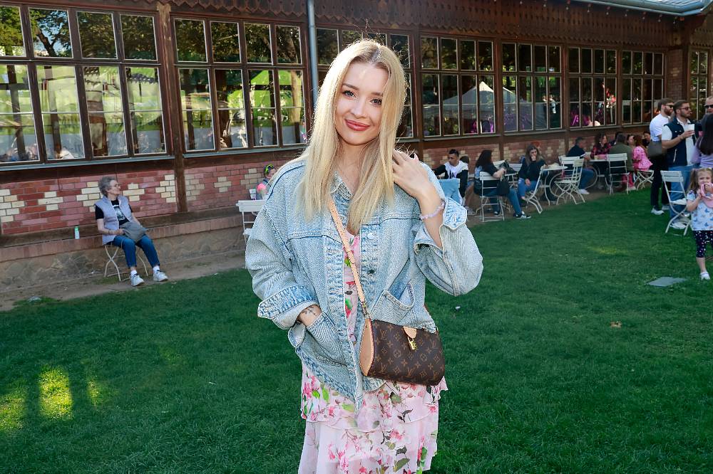 Hvězda reality show Zrádci a Asia Express Nicole Šáchová je vdanou paní