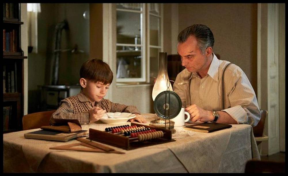Ve stínu: Film, který ukázal nejděsivější tvář komunistického Československa
