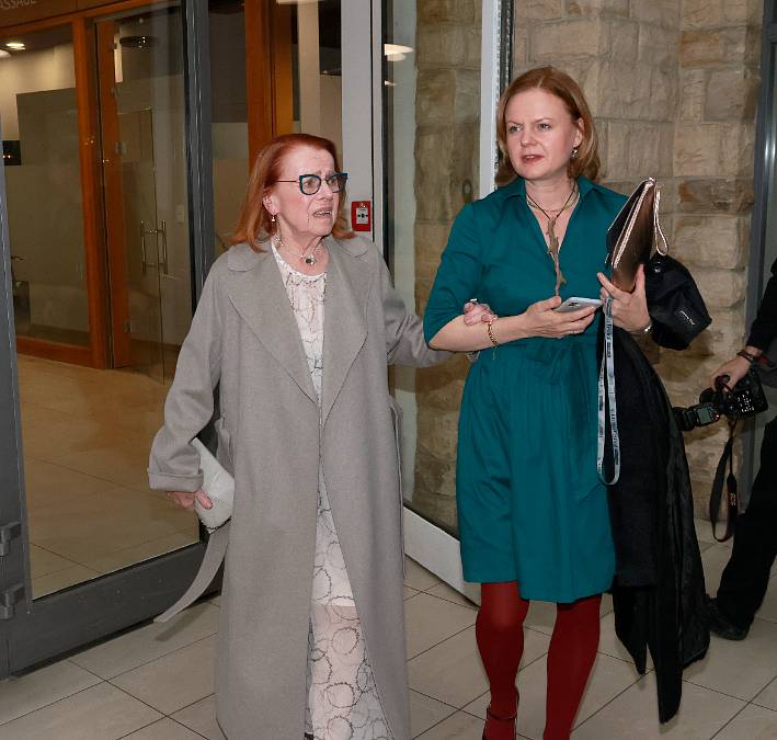 Theodora Remundová: Herectví jí doma rozmlouvali, nakonec uspěla jako režisérka