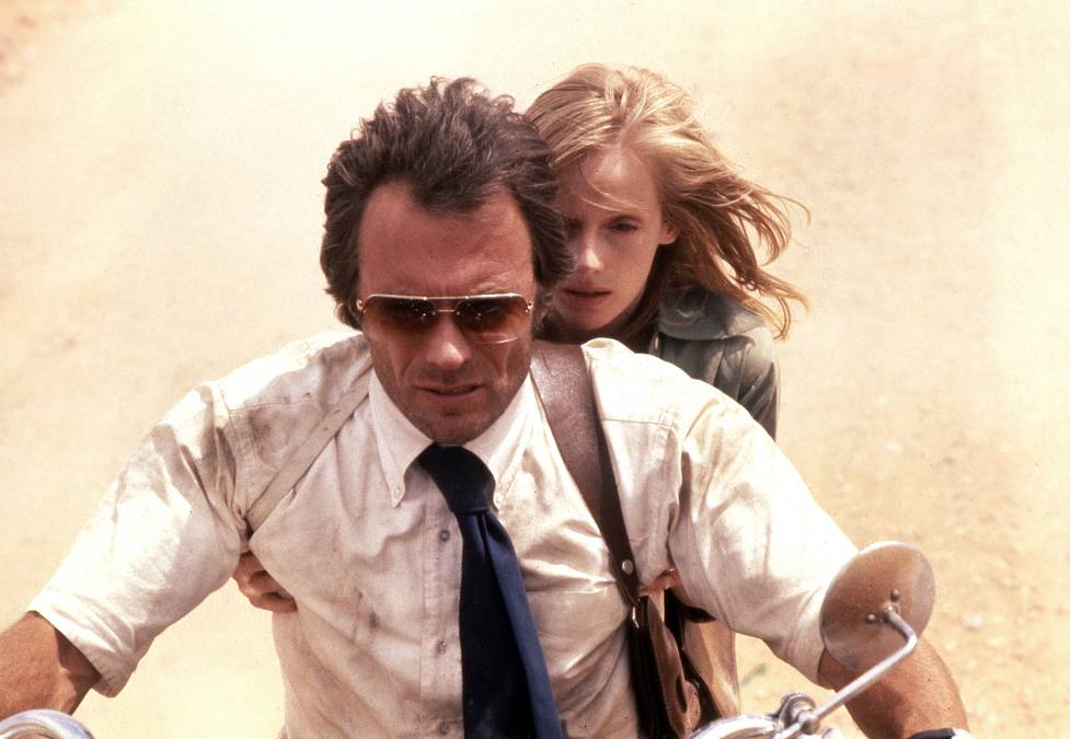 Železný stisk: Akční jízda, ve které Clint Eastwood dokázal, že je víc než jen filmový drsňák