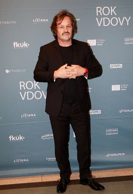 Tomáš Bambušek je nejen hercem, ale i malířem. Jeho dcery mají neobvyklá jména