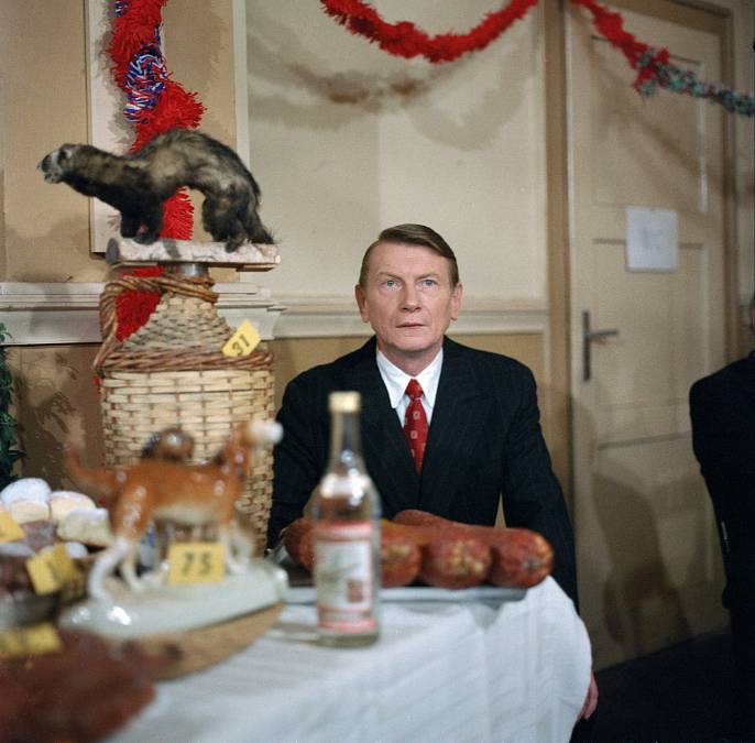Bartoška, Šafránková a příběh, na který se nezapomíná. Proč si nenechat ujít Hřbitov pro cizince