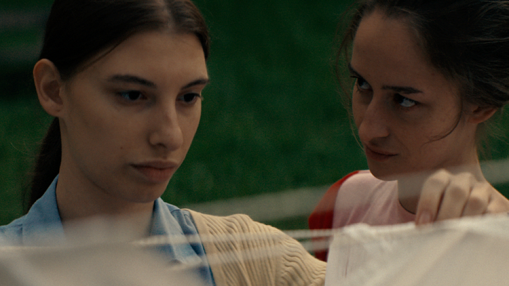 Film Pramen otevírá bolestivou kapitolu československých dějin. Aňa Geislerová bojuje se svědomím v jednom z nejočekávanějších filmů roku