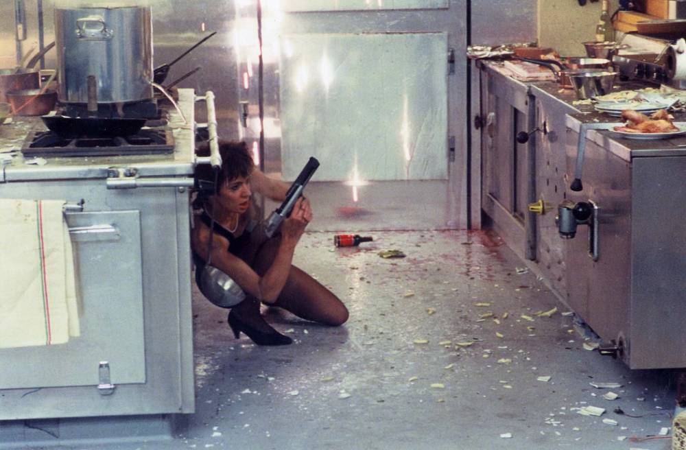 Zítra večer uvidíte film, který změnil akční hrdinky navždy. Luc Besson stvořil legendu