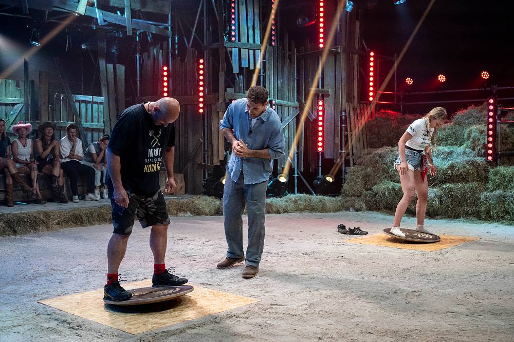 Striptérka z Farmy přesvědčivě ovládla první duel a poslala domů kováře