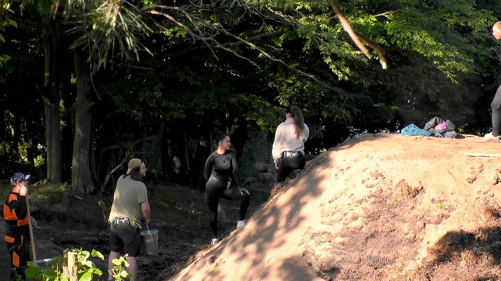 Striptérka z Farmy přesvědčivě ovládla první duel a poslala domů kováře