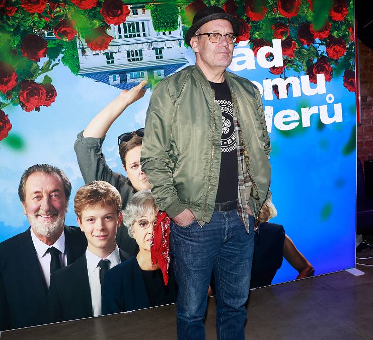 Jak dnes vypadá Kendy z Básníků? David Matásek má o 24 let mladší ženu i malé dítě