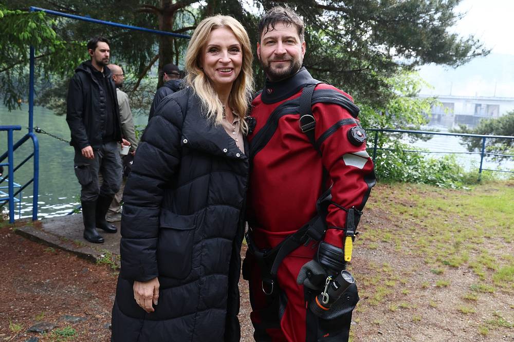 Seriál Pod hladinou se vrací: Šárka Krausová musela při natáčení skrývat těhotenství