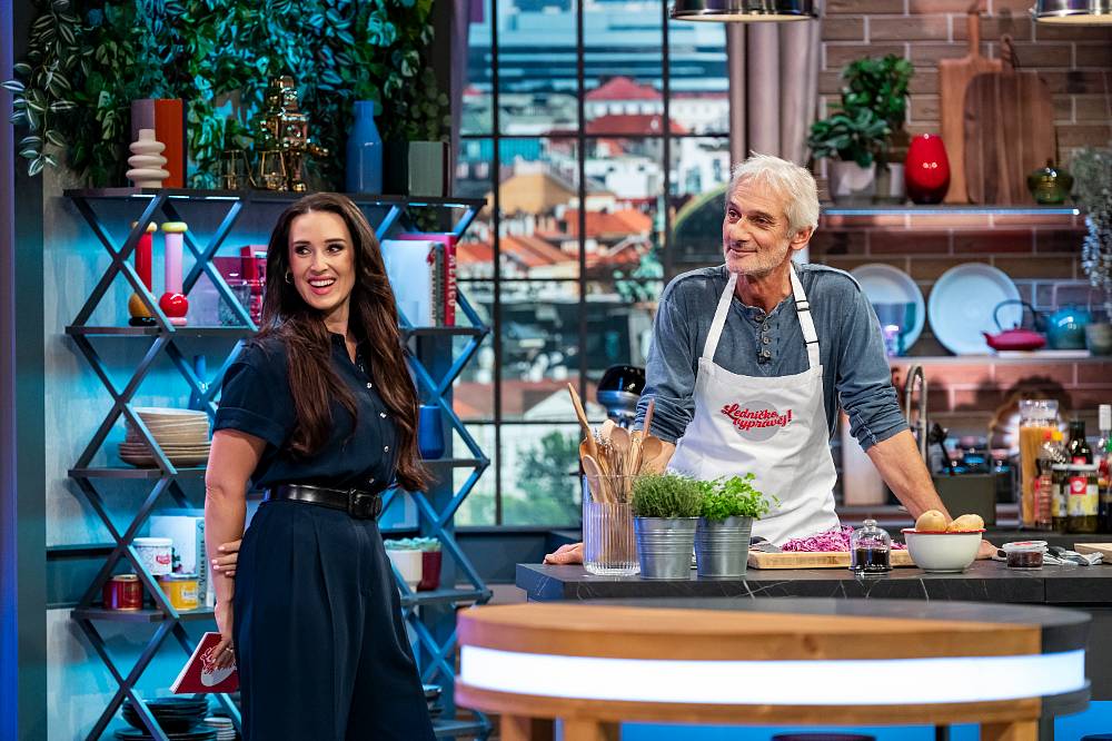 Kombinace, ze které mrazí. V televizi z ní musí uvařit nedělní oběd