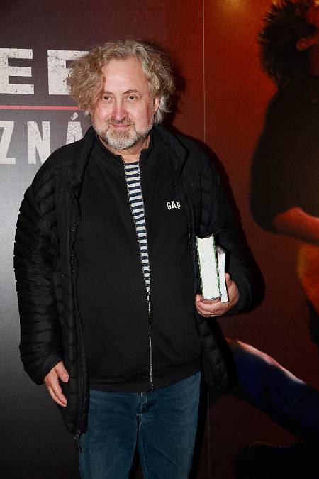 Robert ze Samotářů si v novém seriálu střihne roli „úchylného" Libora