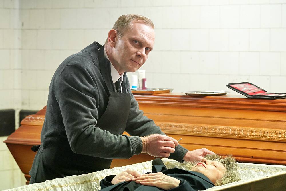 Oblíbený seriál se vrací už dnes večer: Ukradená identita, osudová láska a hra, ve které už není kam utéct
