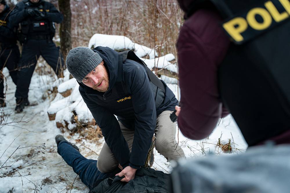 Jeden z nejděsivějších případů Kriminálky Anděl: Zpráva z internetu zavede policisty na místo, kam by se nikdo nechtěl podívat