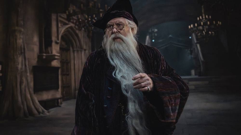 Harry Potter se vrací, ale tentokrát bude všechno jinak. Nové záběry ukázaly svět, který fanoušci poznají až překvapivě dobře