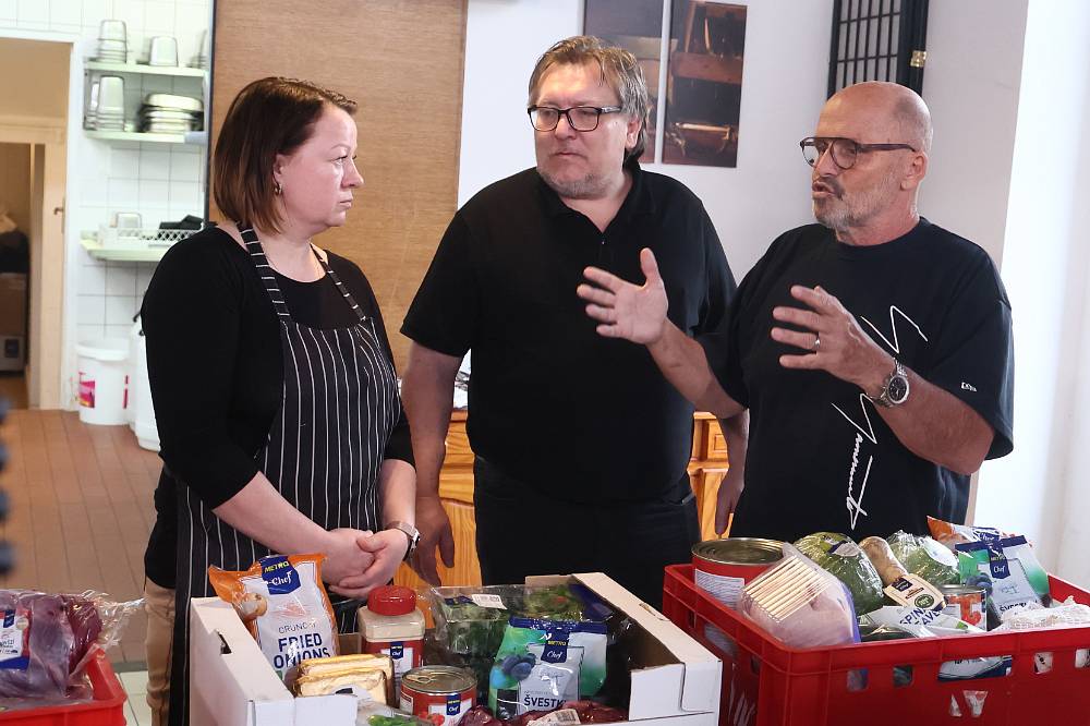Zdeněk Pohlreich zasahuje v Jincích: Restauraci bývalého poslance trápí dluhy i chaotická kuchyně