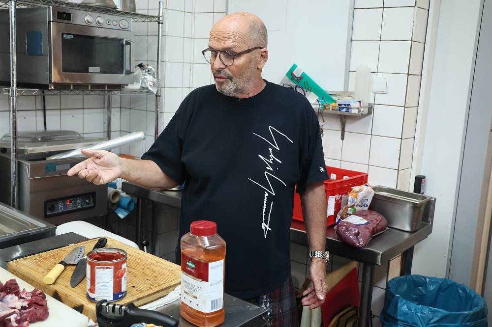 Zdeněk Pohlreich zasahuje v Jincích: Restauraci bývalého poslance trápí dluhy i chaotická kuchyně