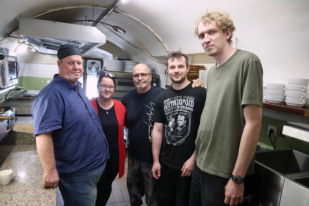 Golem by z restaurace utekl. Pohlreich dorazí do podniku v unikátní židovské čtvrti a nestačí se divit