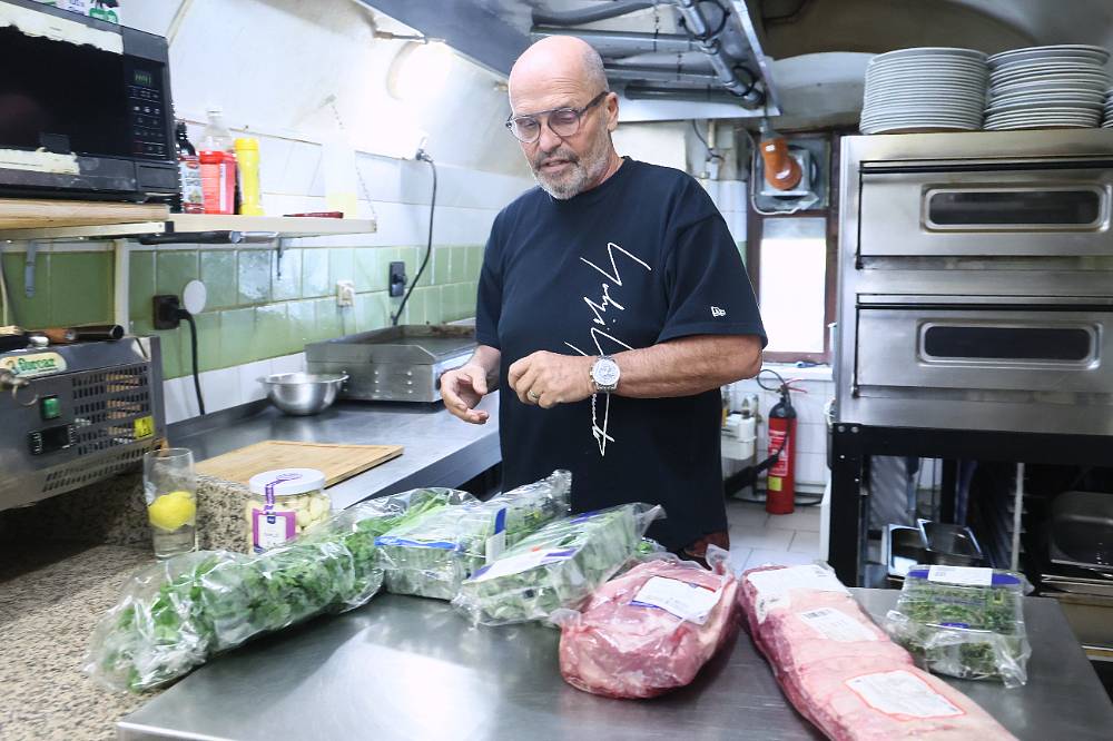 Golem by z restaurace utekl. Pohlreich dorazí do podniku v unikátní židovské čtvrti a nestačí se divit