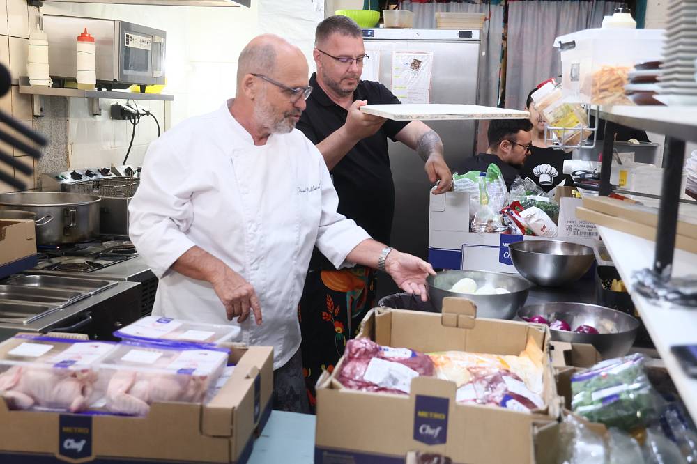 Další tvrdá lekce Zdeňka Pohlreicha: Mexická restaurace v Plzni bojuje s nezájmem majitelky i chybami v kuchyni