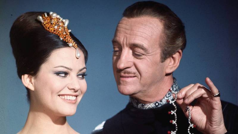 Claudia Cardinale, David Niven