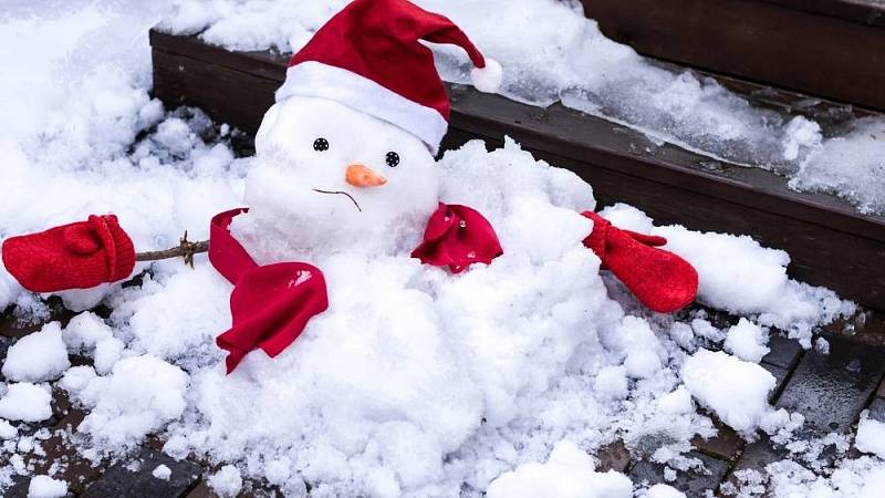 roztátý sněhulák