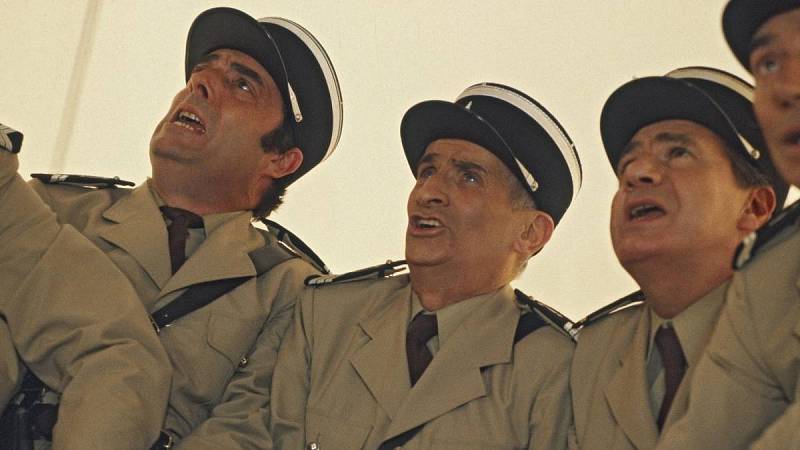 Četník a mimozemšťané