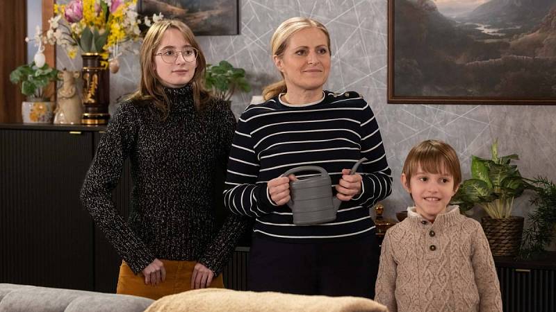 Natálka se Sebíkem a babičkou Inkou