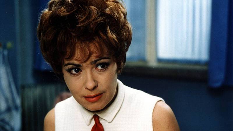 jako Dáma na kolejích