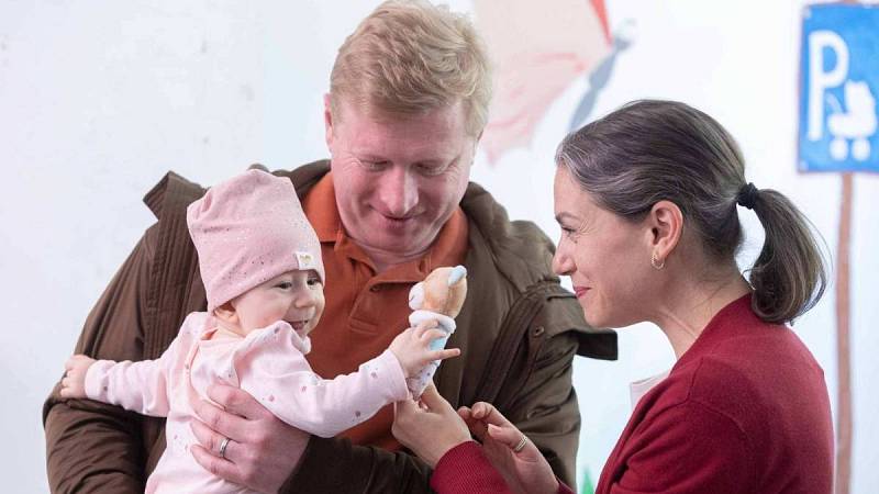 Roman, Lenka a spokojené dítě