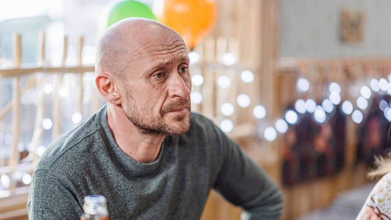 Vladimír s babi Jiřinou kují pikle