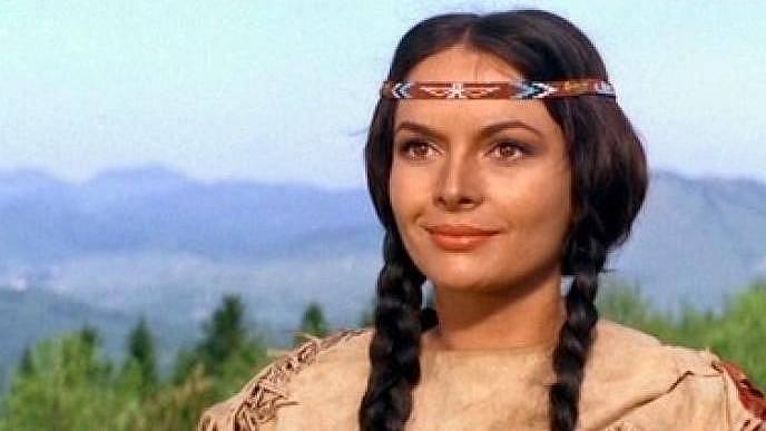 Karin Dor jako Ribanna