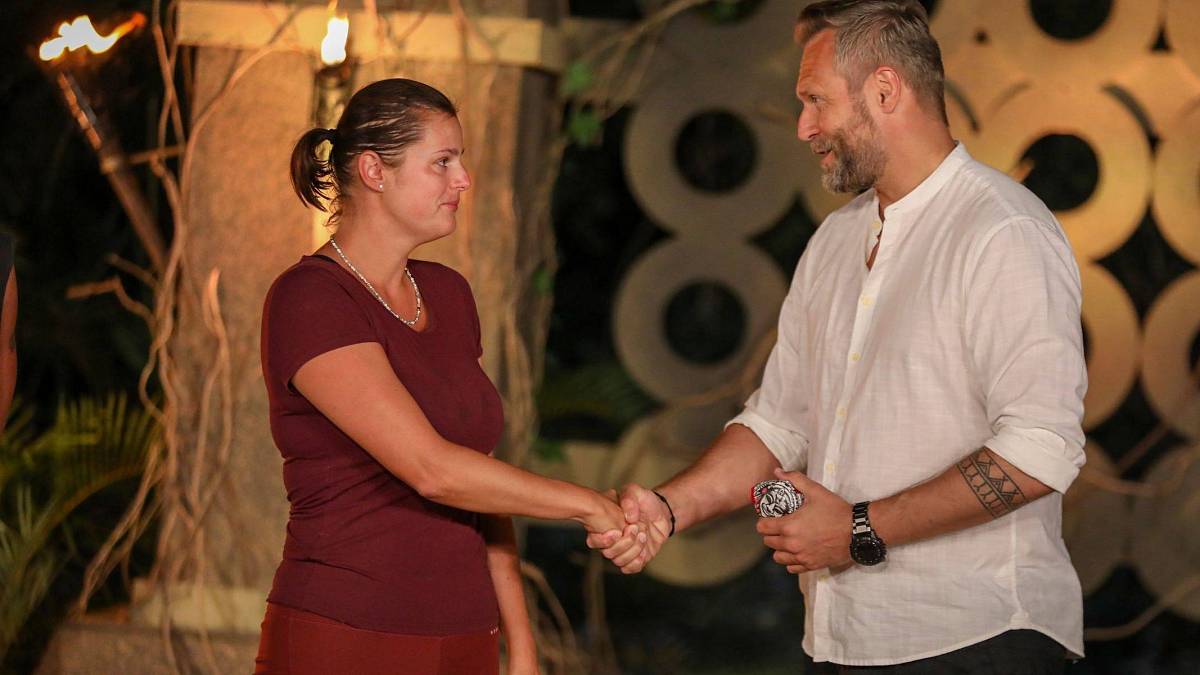 Ornella po návratu z reality show, kde jedla z hladu trávu. Kokosy došly? Ornella po návratu z reality show, kde jedla z hladu trávu. Kokosy došly?