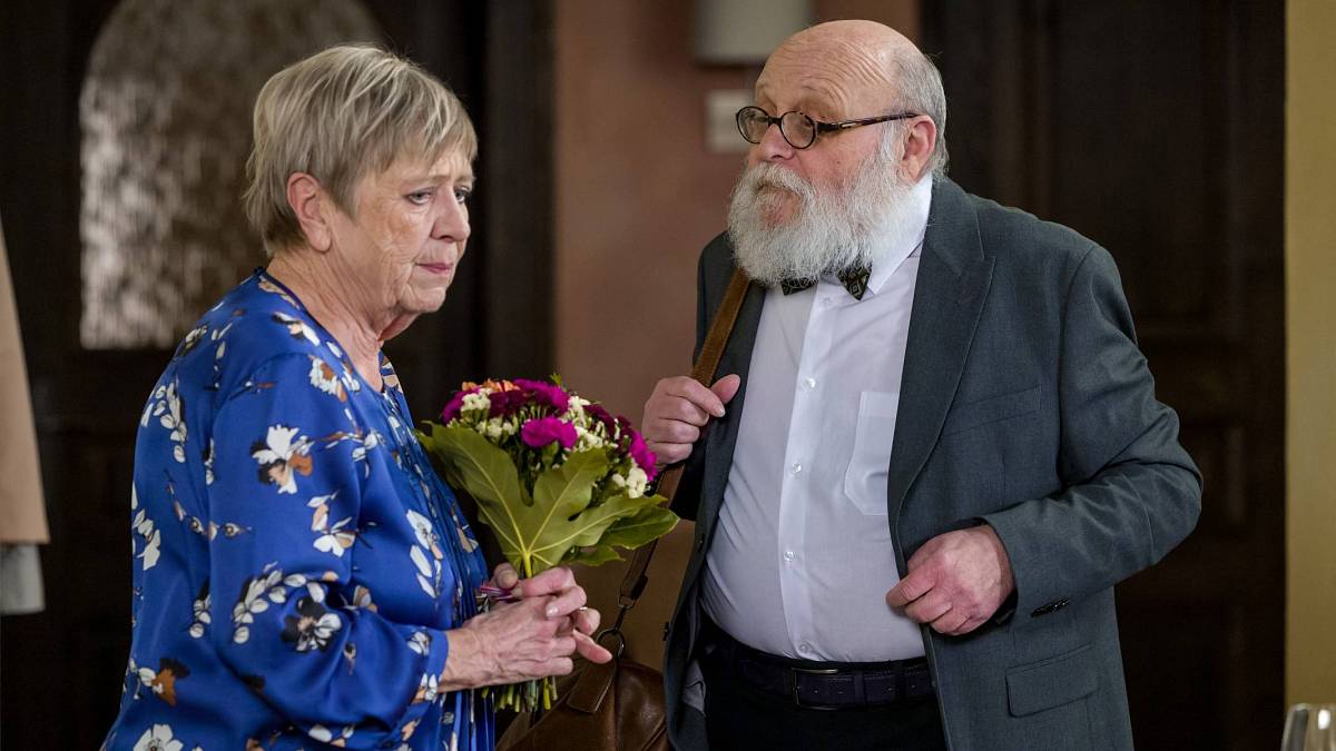 Příští týden v Ulici si Miloš podá Evinu šéfku, Vilma se bude bát pomluv a Jirka příjemně překvapí Gábinu Příští týden v Ulici si Miloš podá Evinu šéfku, Vilma se bude bát pomluv a Jirka příjemně překvapí Gábinu