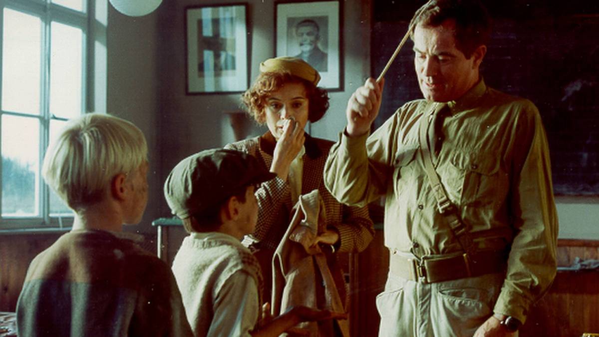 Obecná škola: Když se film natáčel, všichni Zdeňkovi Svěrákovi říkali „dědo“ Obecná škola: Když se film natáčel, všichni Zdeňkovi Svěrákovi říkali „dědo“