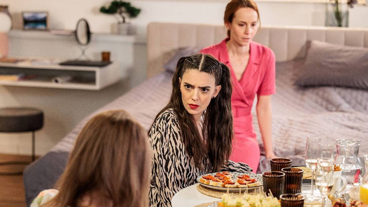 Dnes v Ulici: Kdo nenajde ani kliku u dveří? A kdo ikdyž je nepřítomný, způsobí opět chaos? Dnes v Ulici: Kdo nenajde ani kliku u dveří? A kdo ikdyž je nepřítomný, způsobí opět chaos?