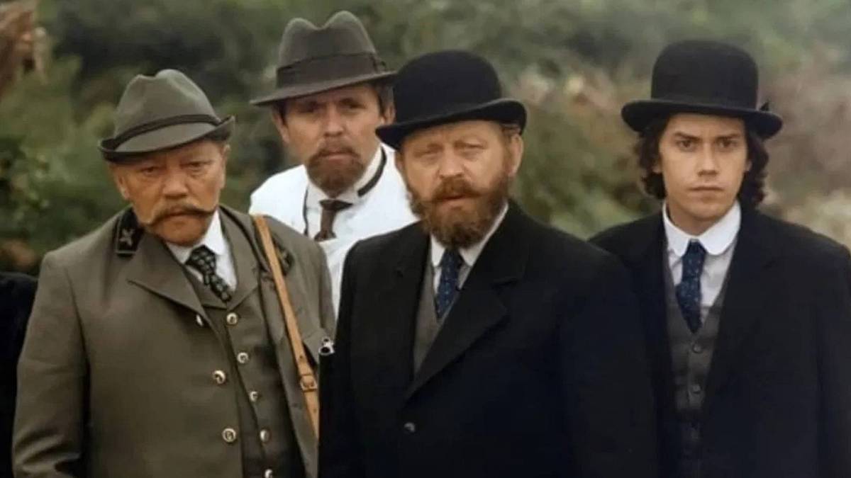 Dnes na TV Prima: Zklamání, ješitnost a boty po Nárožném. To je příběh filmu, který milují generace Dnes na TV Prima: Zklamání, ješitnost a boty po Nárožném. To je příběh filmu, který milují generace
